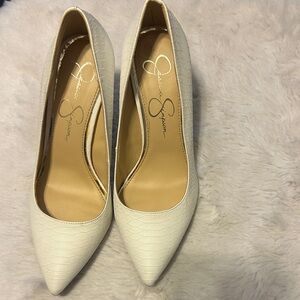 Jessica Simpson White Textured Heels